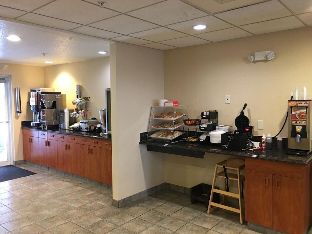 温德姆赖斯湖畔米克罗酒店 Rice Lake 外观 照片